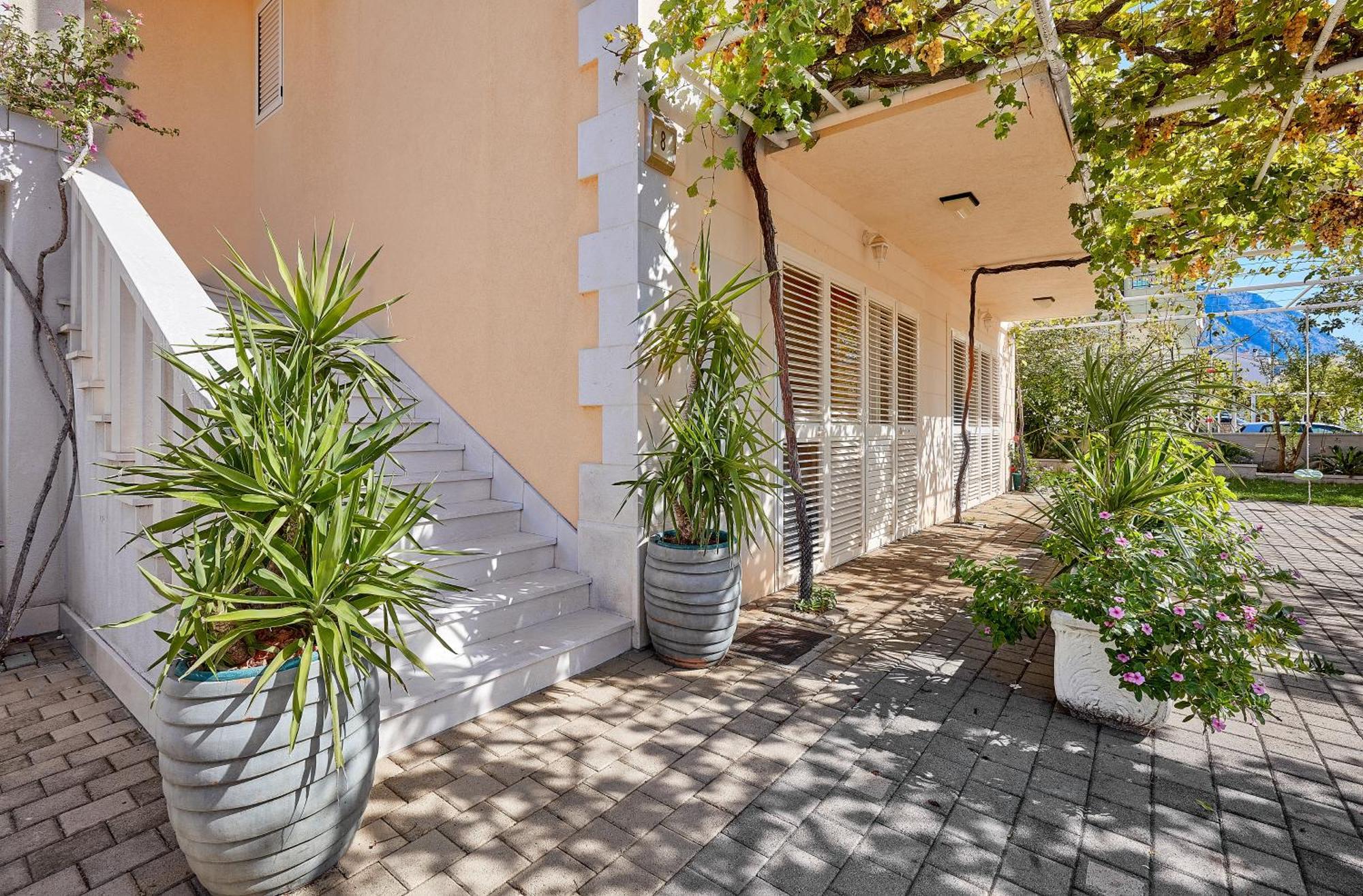 Apartments Ivica Makarska Eksteriør bilde