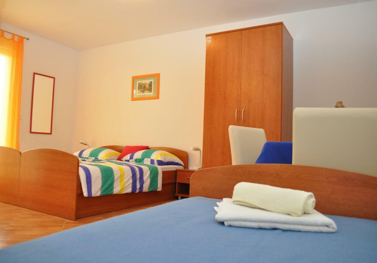 Apartments Ivica Makarska Eksteriør bilde
